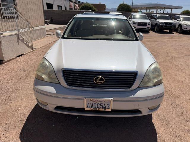 Lexus LS 430  2002