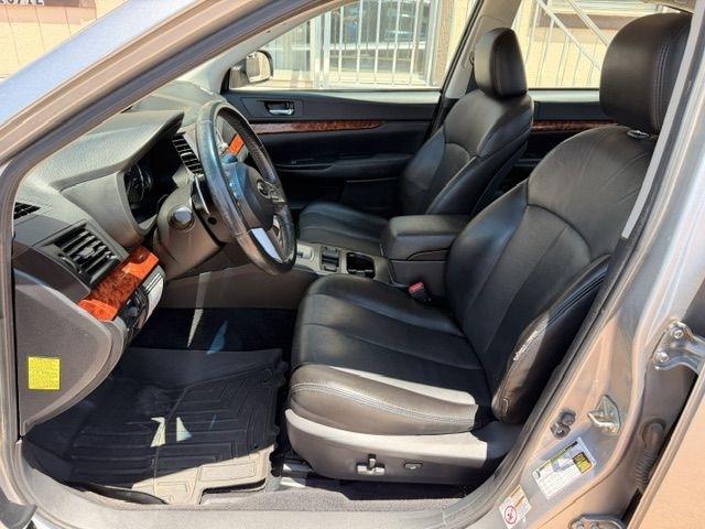 Subaru Legacy  2010