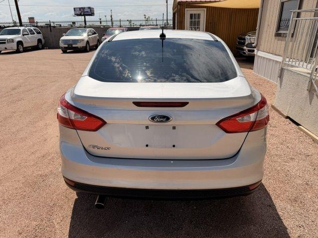 Ford Focus  2014