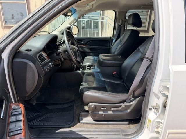 Chevrolet Tahoe  2011