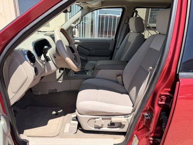Ford Explorer  2006