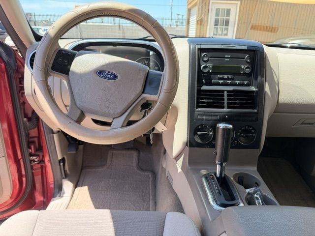 Ford Explorer  2006