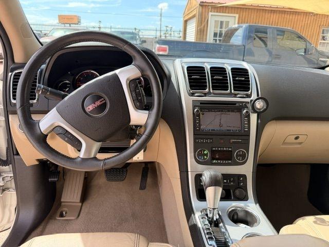 GMC Acadia  2012
