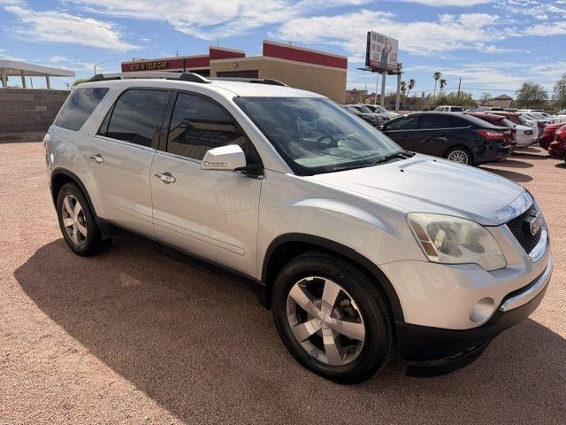 GMC Acadia  2011