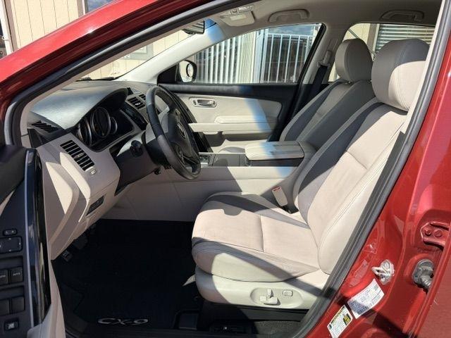 Mazda CX-9  2012