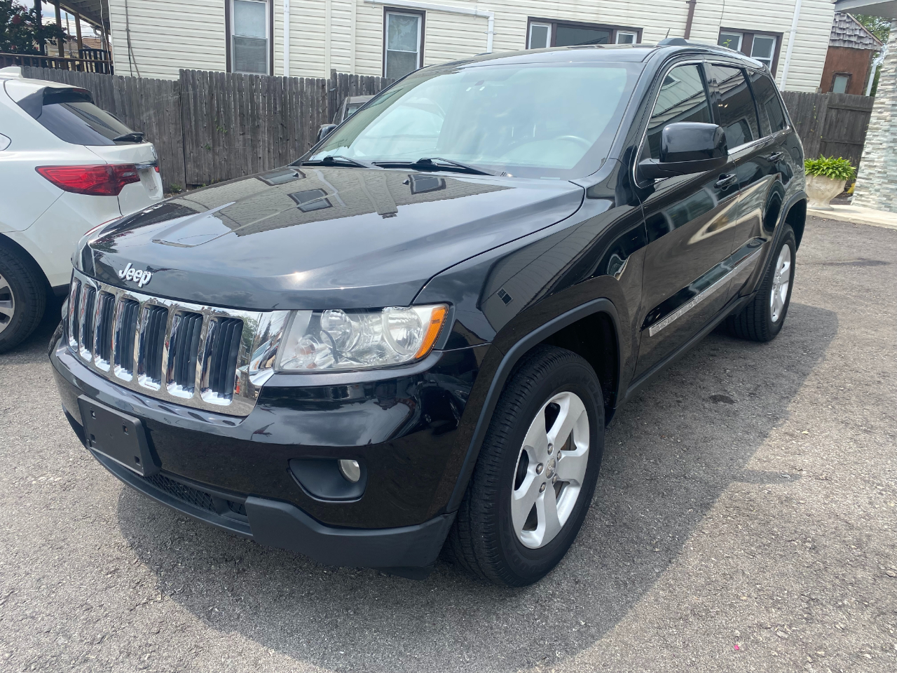 Used 2013 Jeep Grand Cherokee Laredo 4WD for Sale in Ambler PA 19002