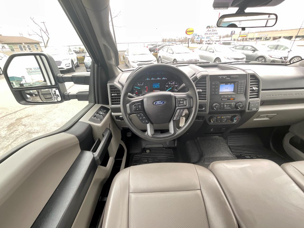 Ford Super Duty F-350 DRW XL 2WD SuperCab 168" WB 60" CA 2020