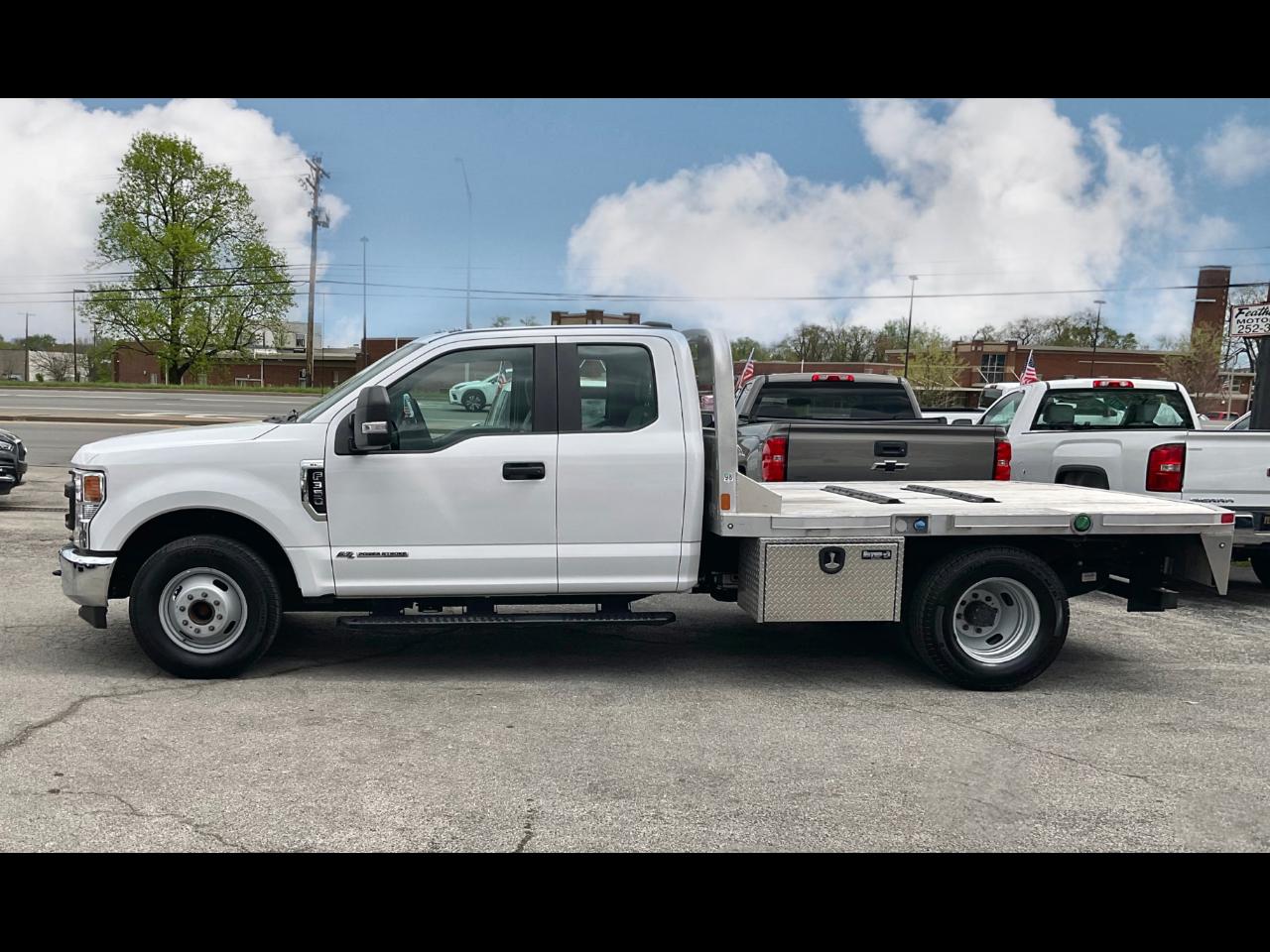 Ford Super Duty F-350 DRW XL 2WD SuperCab 168" WB 60" CA 2020