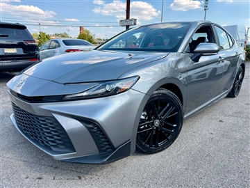 2025 Toyota Camry Hybrid XLE