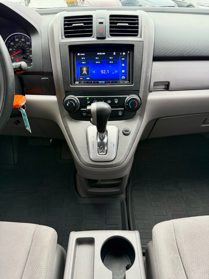 Honda CR-V SE 4WD 5-Speed AT 2011