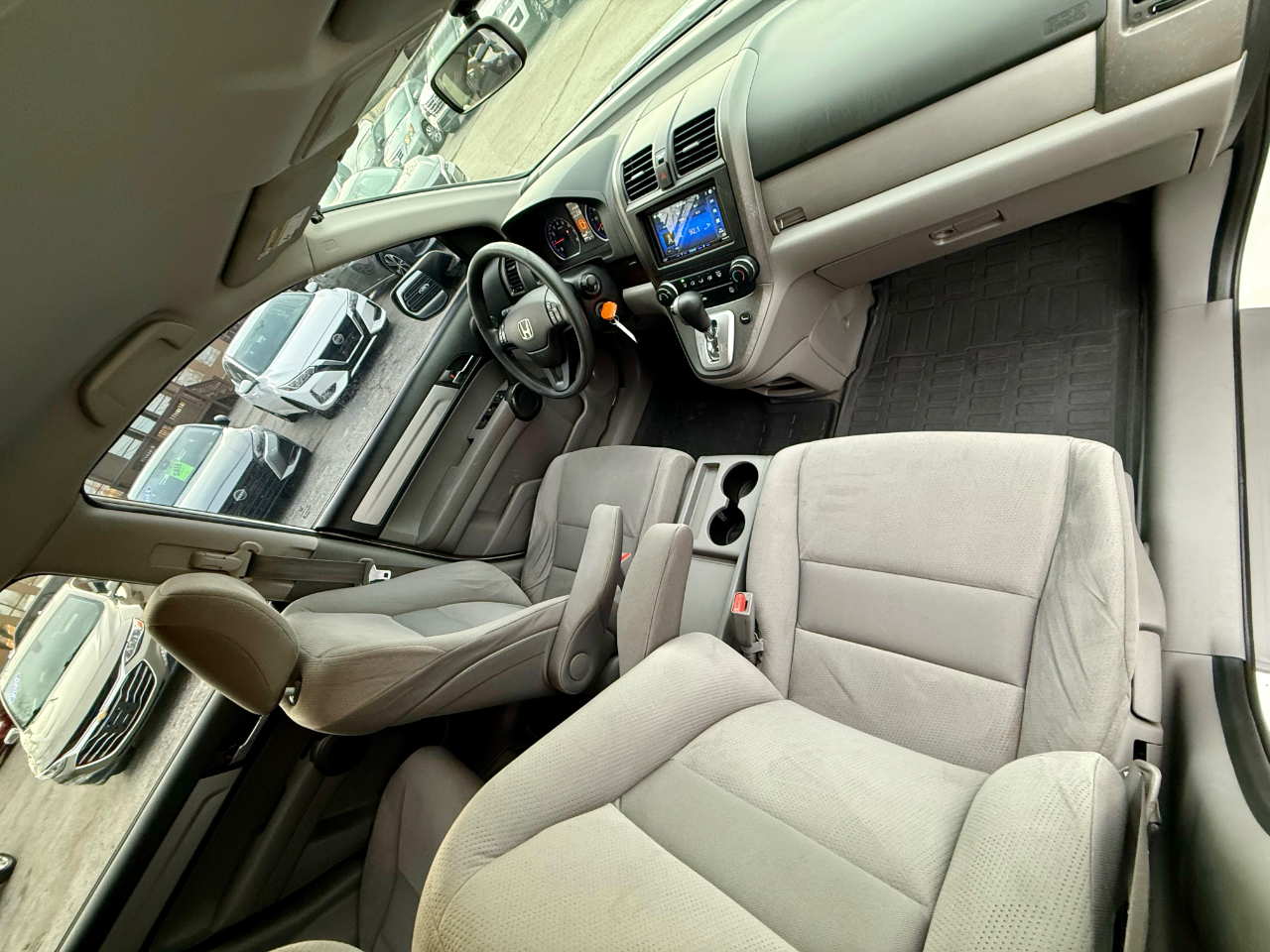 Honda CR-V SE 4WD 5-Speed AT 2011