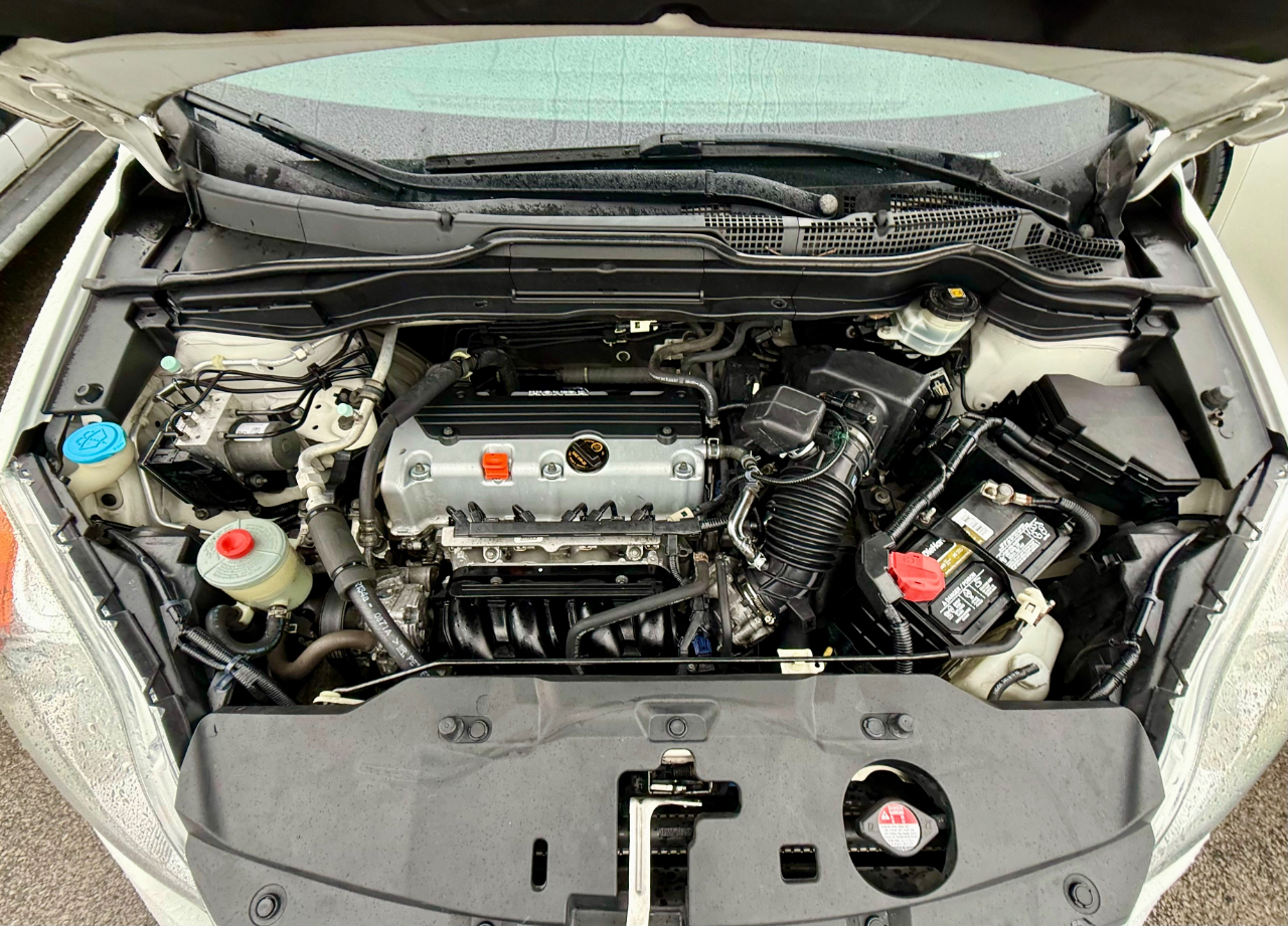 Honda CR-V SE 4WD 5-Speed AT 2011