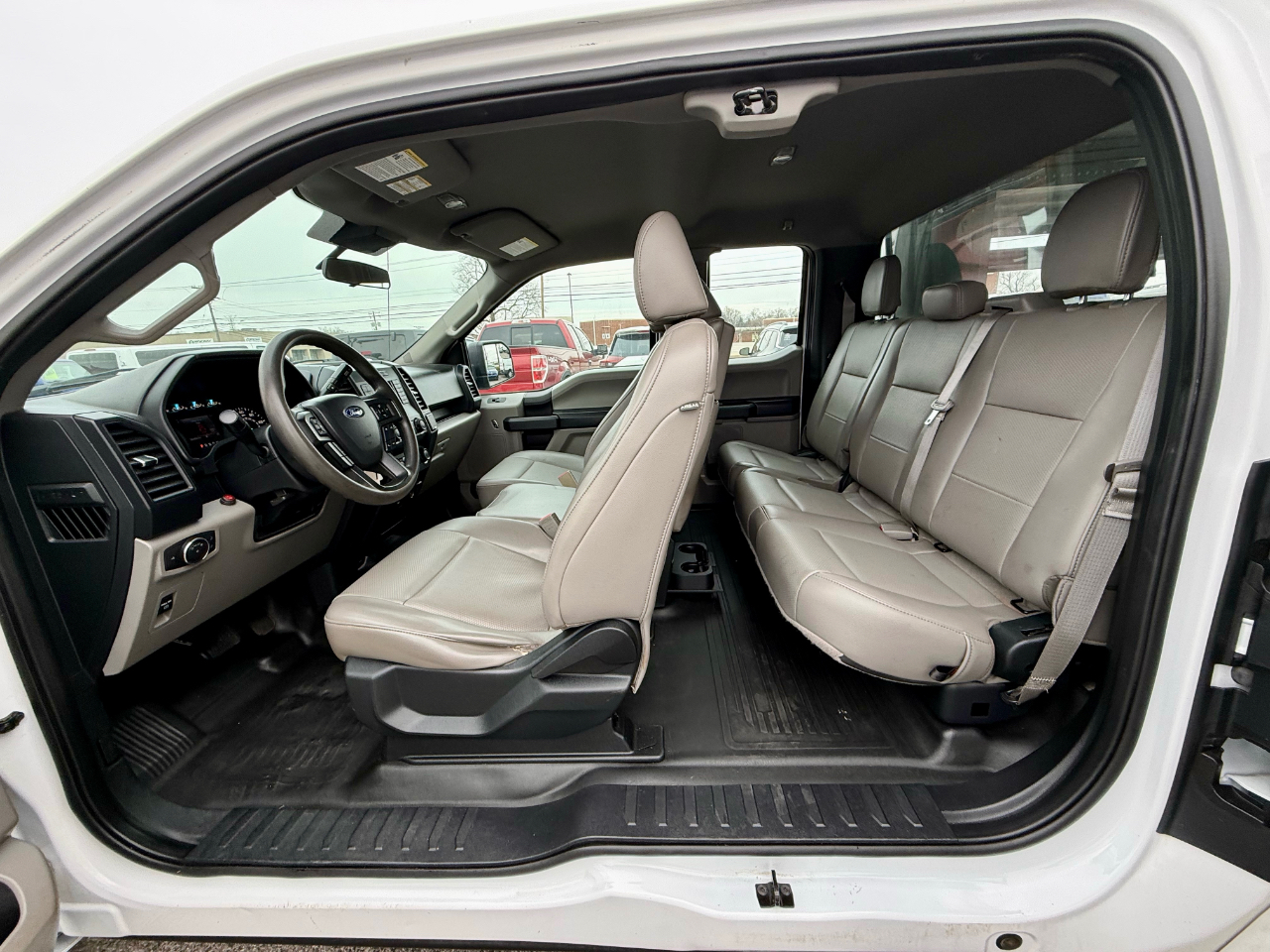 Ford F-150 XL SuperCab 8-ft. 2WD 2020