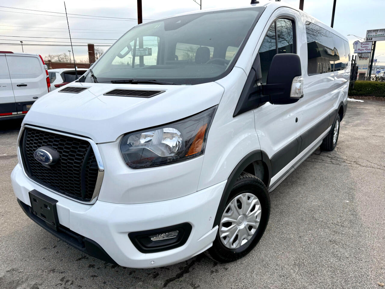 Ford Transit 350 Van Low Roof w/Sliding Pass. 148-in. WB 2023