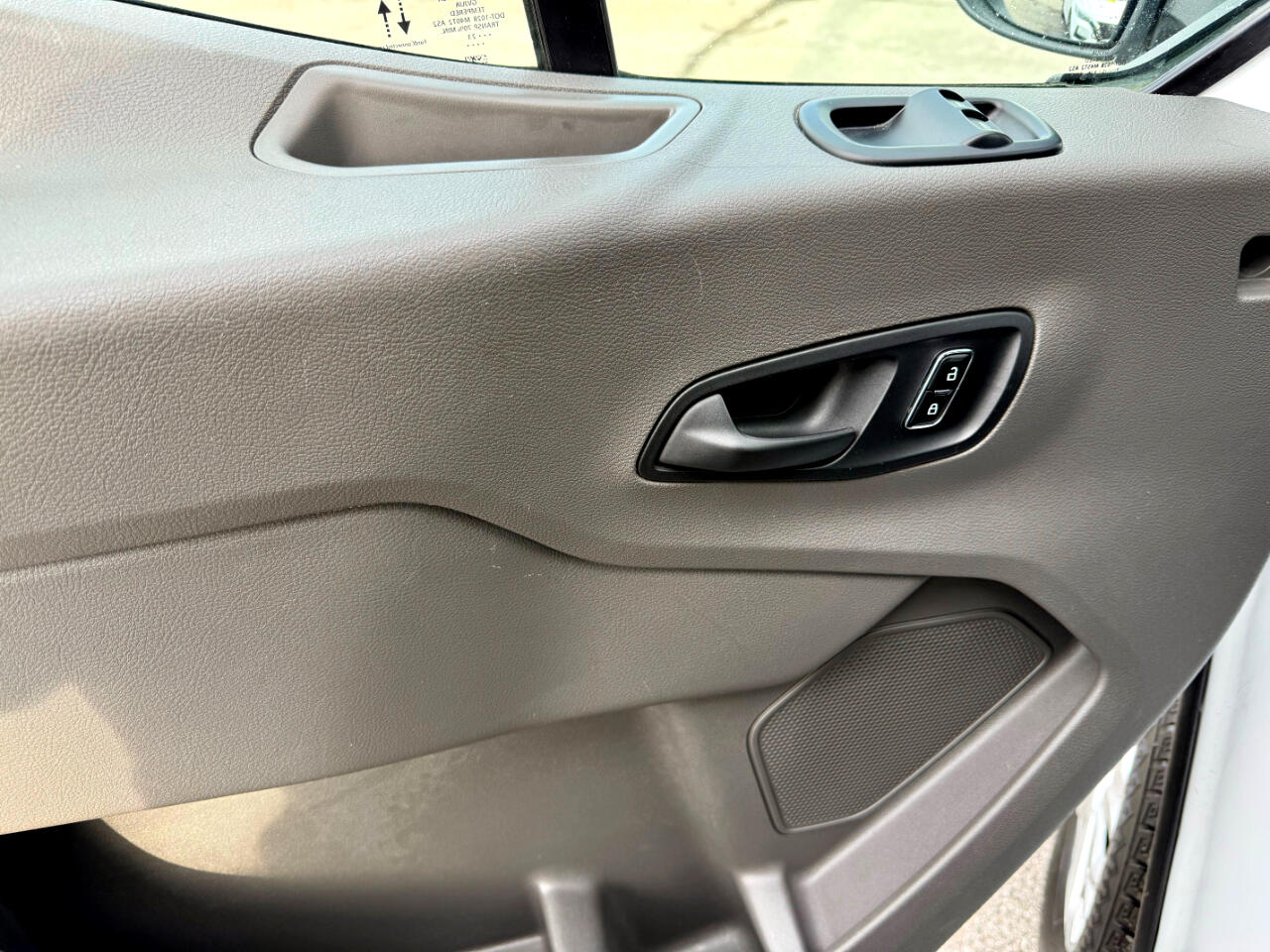 Ford Transit 350 Van Low Roof w/Sliding Pass. 148-in. WB 2023