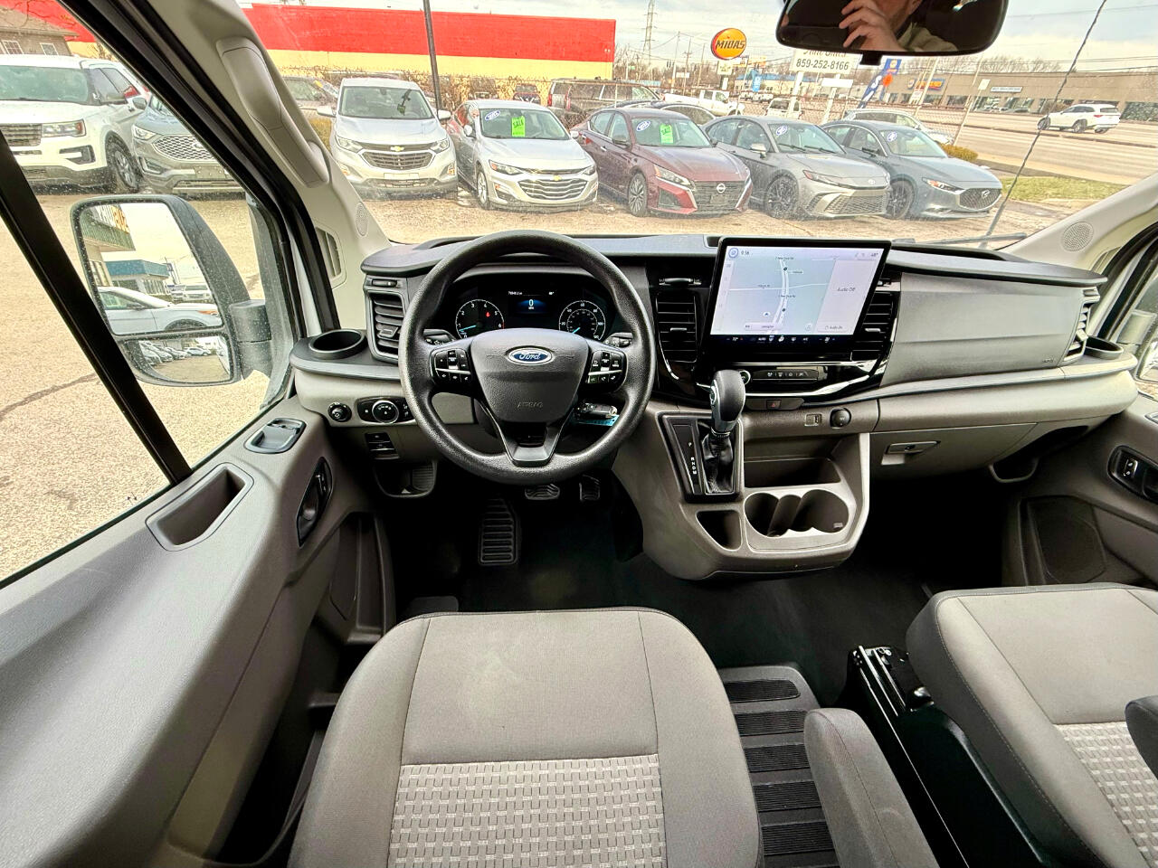 Ford Transit 350 Van Low Roof w/Sliding Pass. 148-in. WB 2023