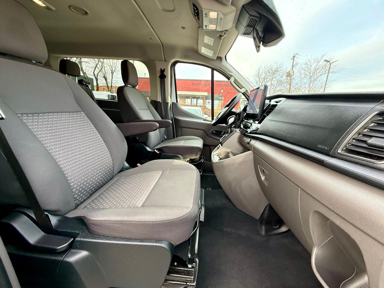 Ford Transit 350 Van Low Roof w/Sliding Pass. 148-in. WB 2023