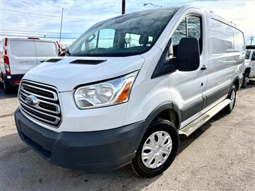 2018 Ford Transit 250 Van Low Roof w/Sliding Pass. 130-in. WB