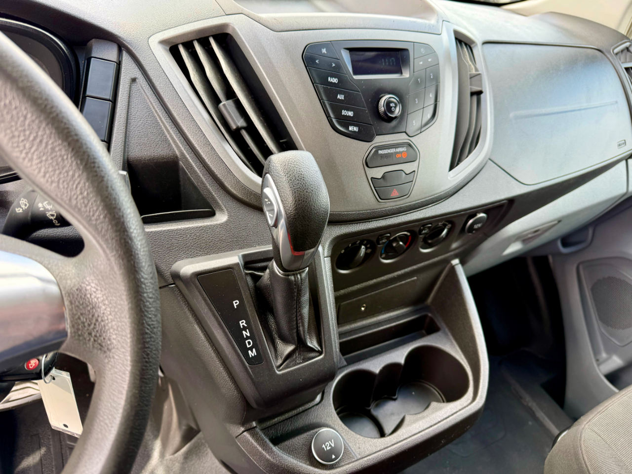 Ford Transit 250 Van Low Roof 60/40 Pass.130-in. WB 2018