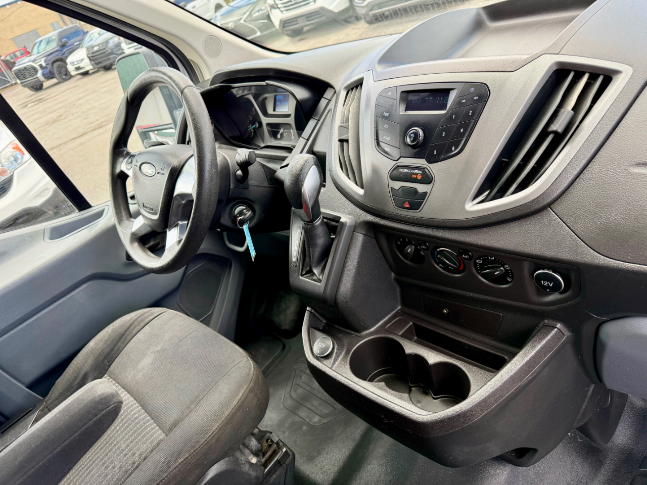 Ford Transit 250 Van Low Roof 60/40 Pass.130-in. WB 2018