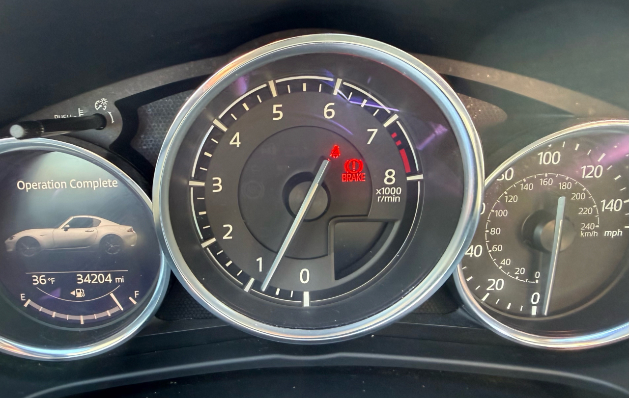 Mazda MX-5 Miata RF Club 6MT 2021