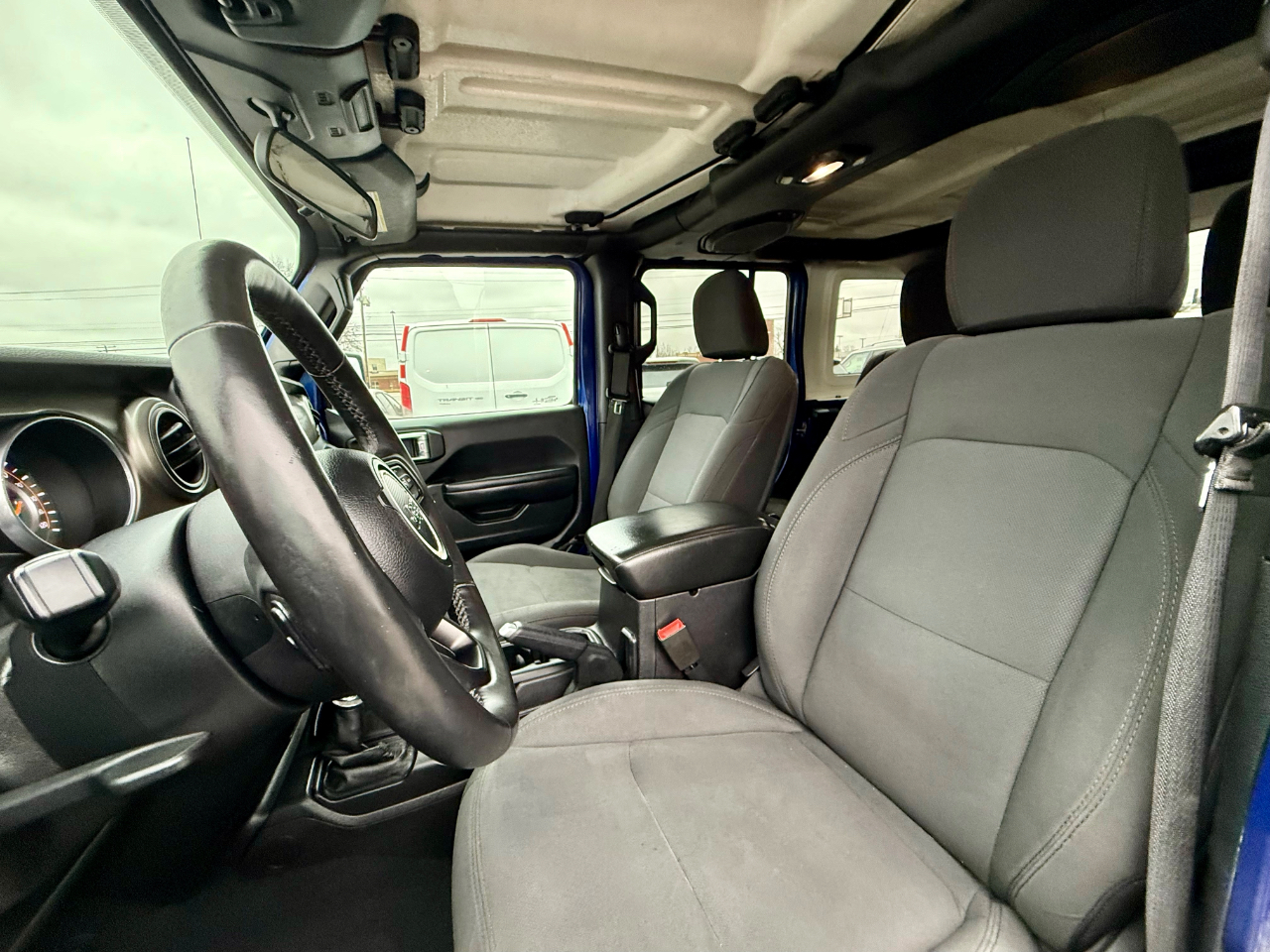 Jeep Wrangler Unlimited Sport 2018