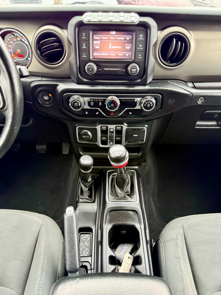 Jeep Wrangler Unlimited Sport 2018