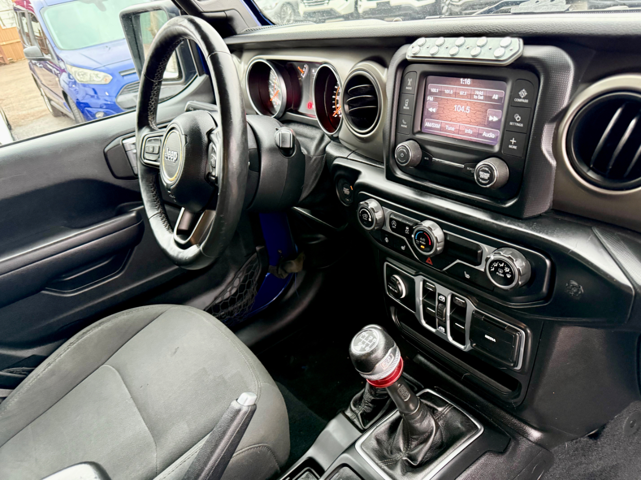 Jeep Wrangler Unlimited Sport 2018