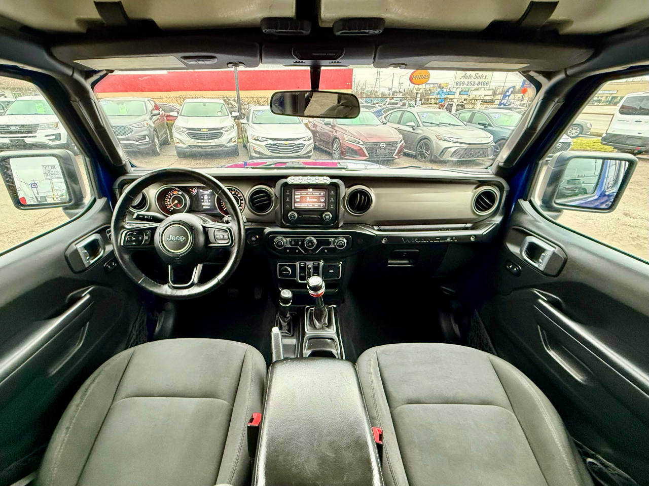 Jeep Wrangler Unlimited Sport 2018