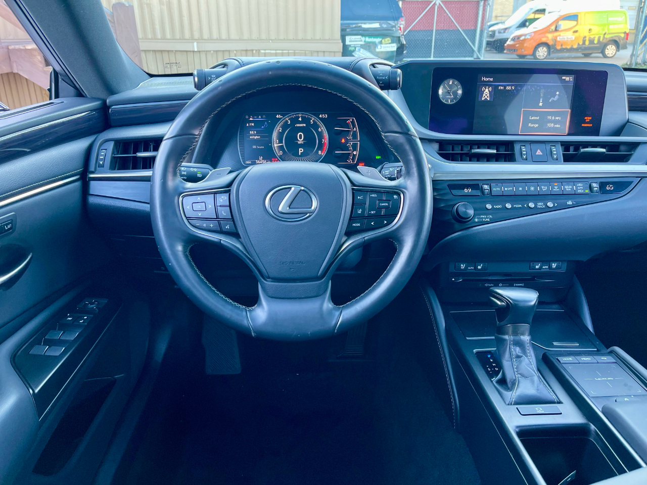 Lexus ES 350 Luxury 2019