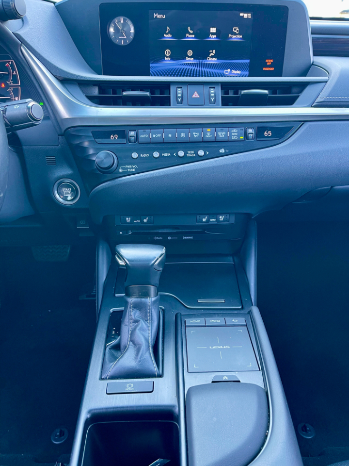 Lexus ES 350 Luxury 2019