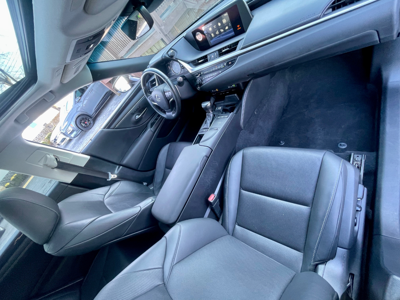 Lexus ES 350 Luxury 2019