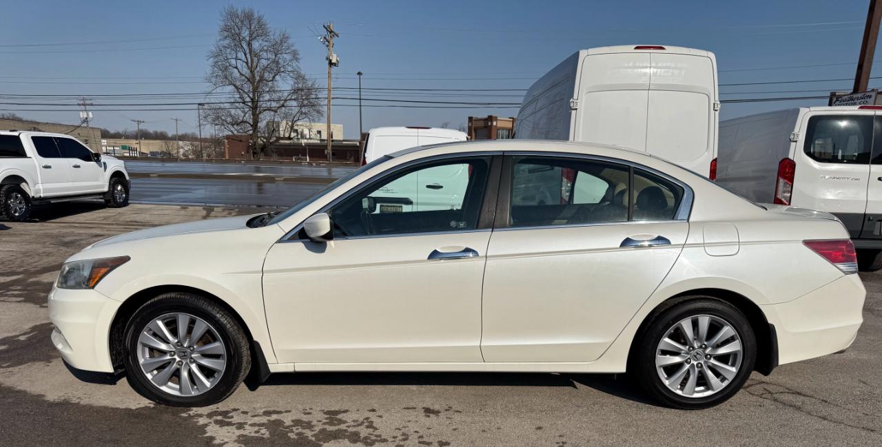 Honda Accord EX-L V-6 Sedan AT 2011
