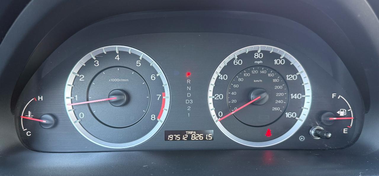 Honda Accord EX-L V-6 Sedan AT 2011