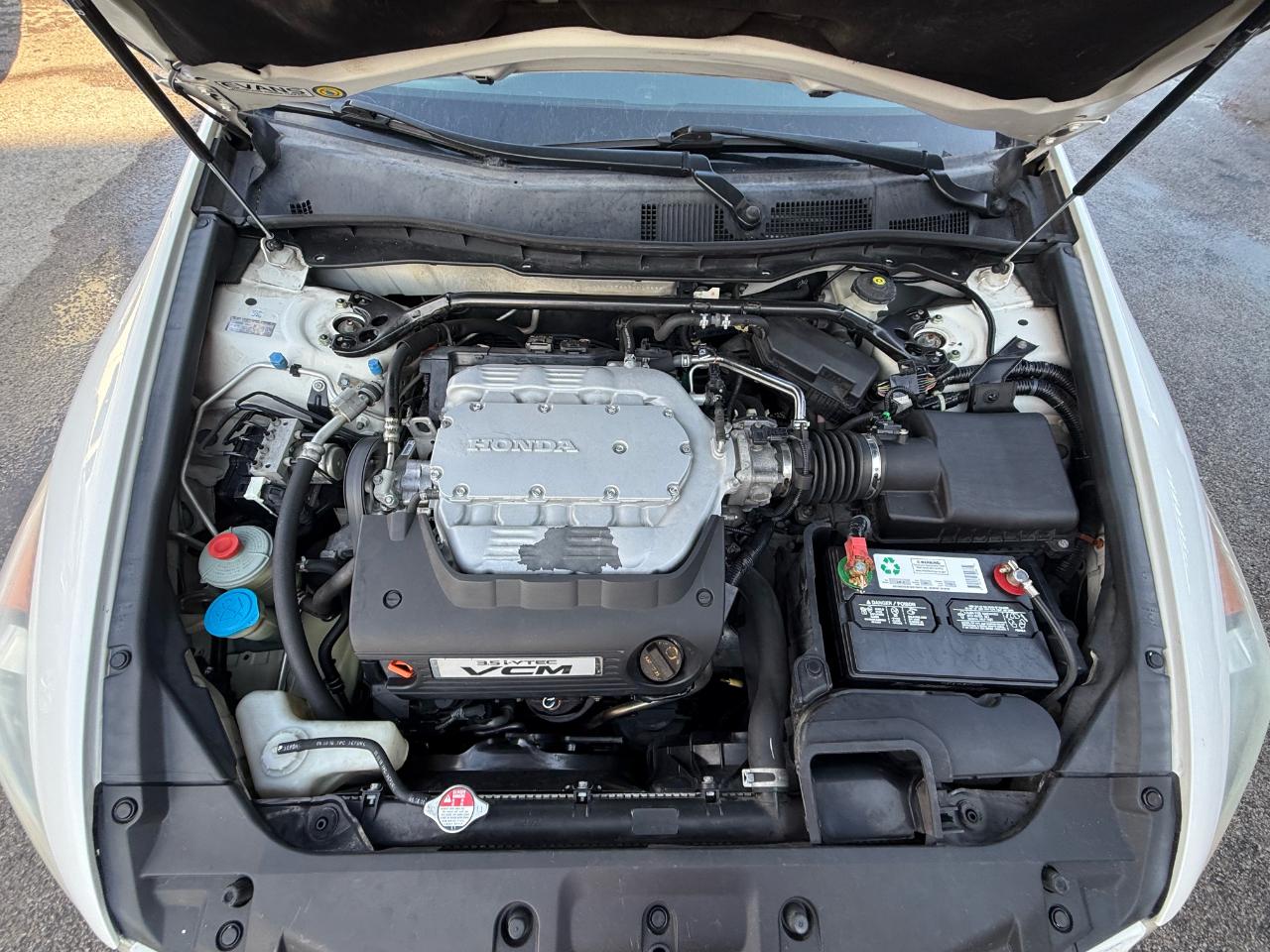 Honda Accord EX-L V-6 Sedan AT 2011