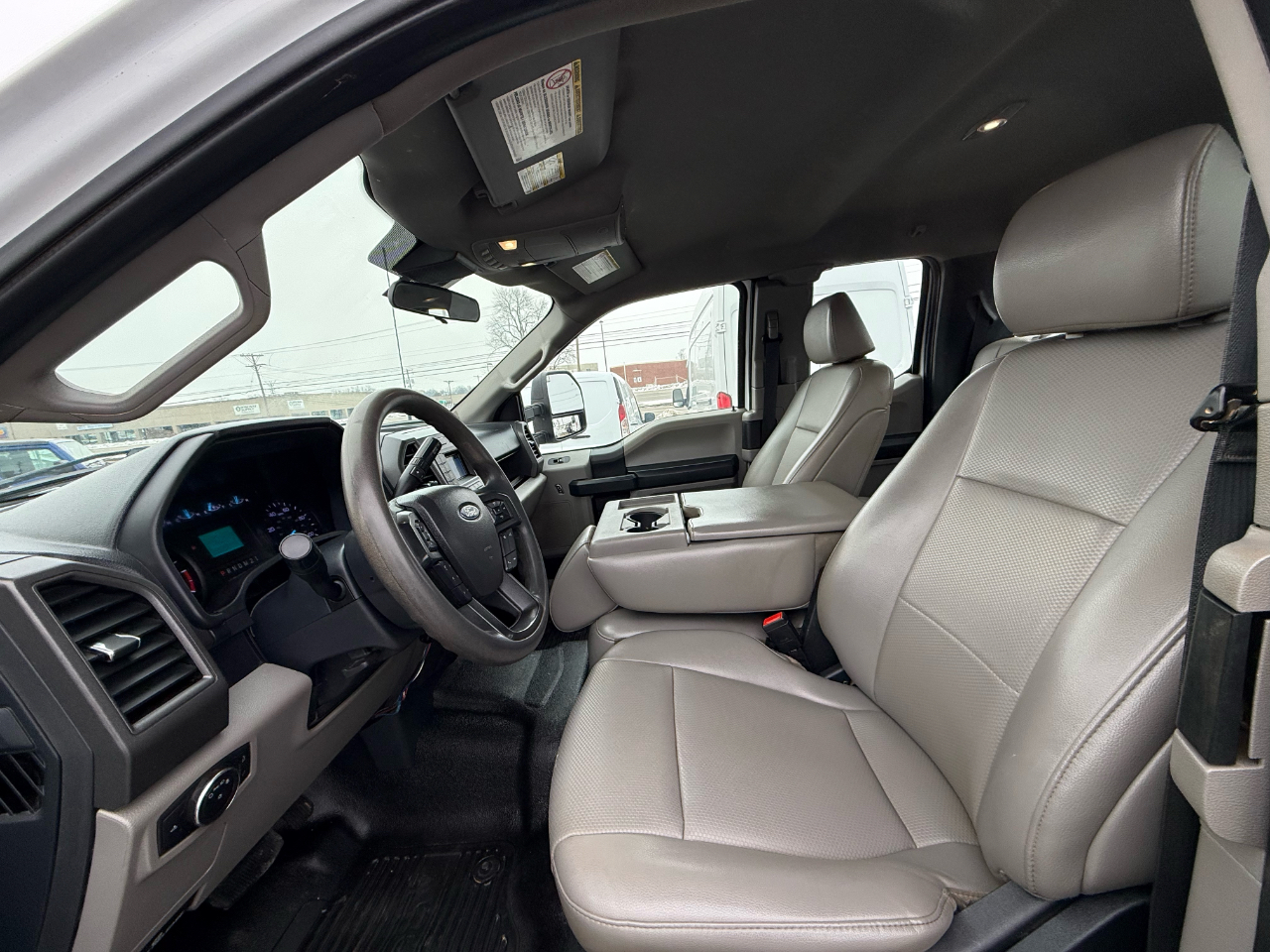 Ford F-250 SD XL SuperCab 4WD 2022