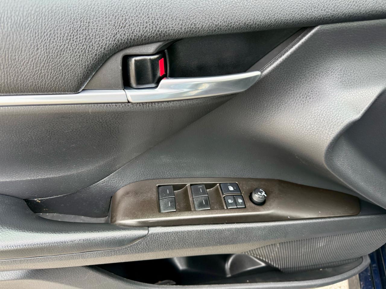 Toyota Camry LE AWD 2021