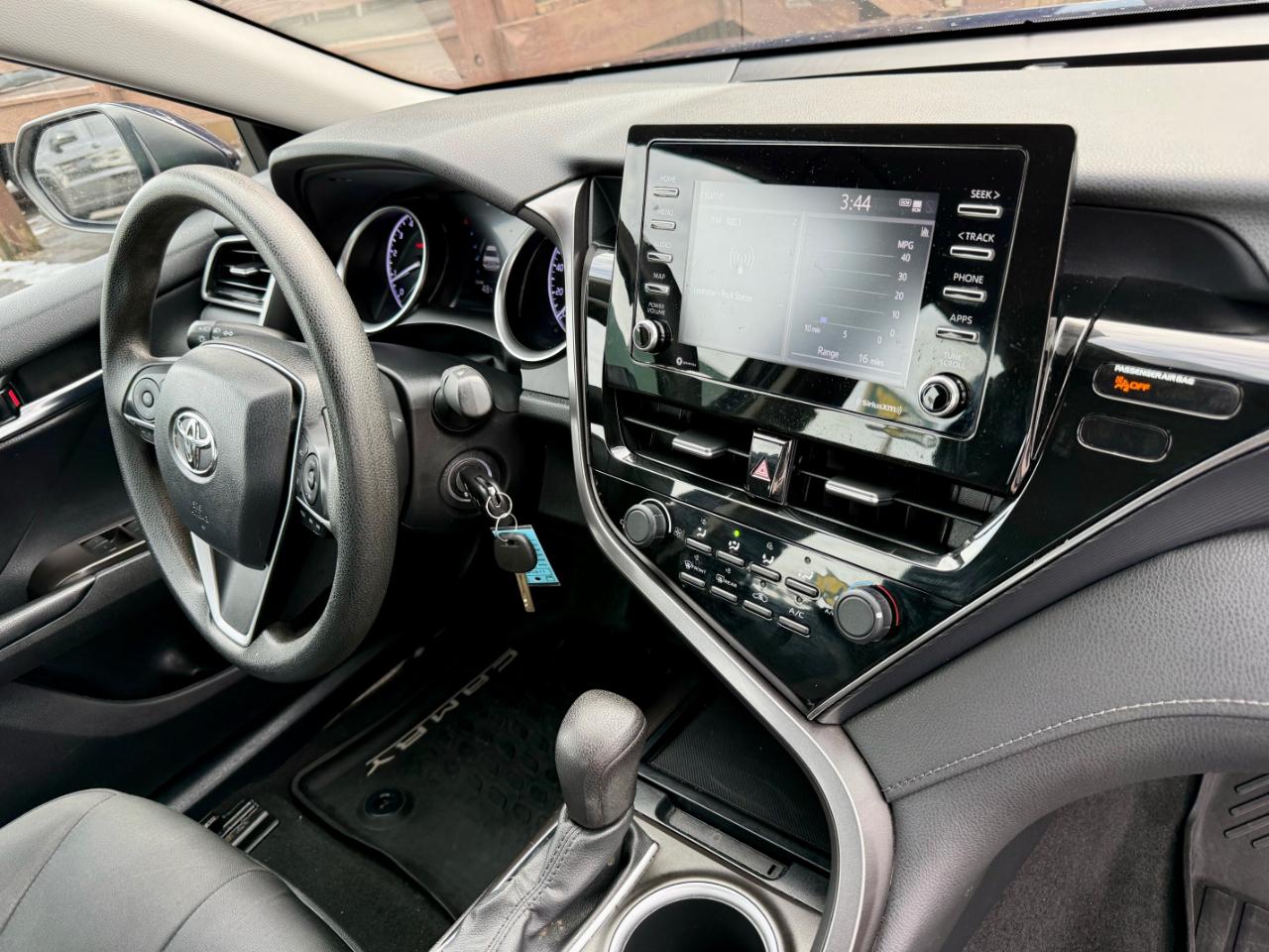 Toyota Camry LE AWD 2021