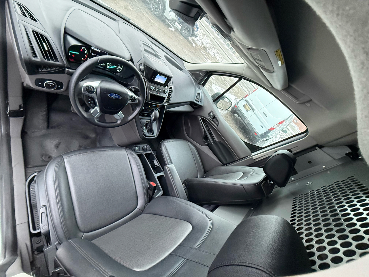 Ford Transit Connect Cargo Van XL LWB 2022