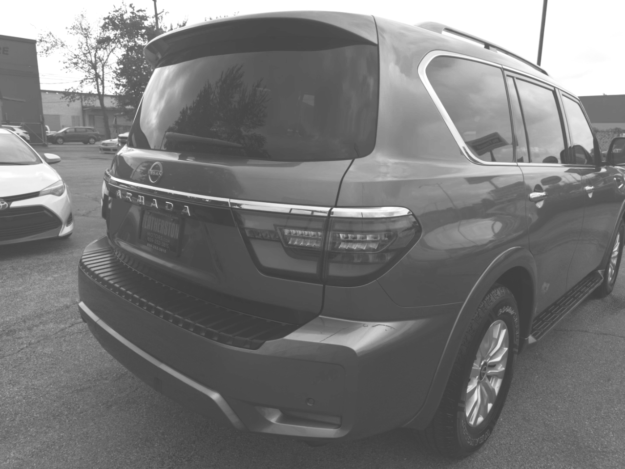 Nissan Armada SV 4WD 2023