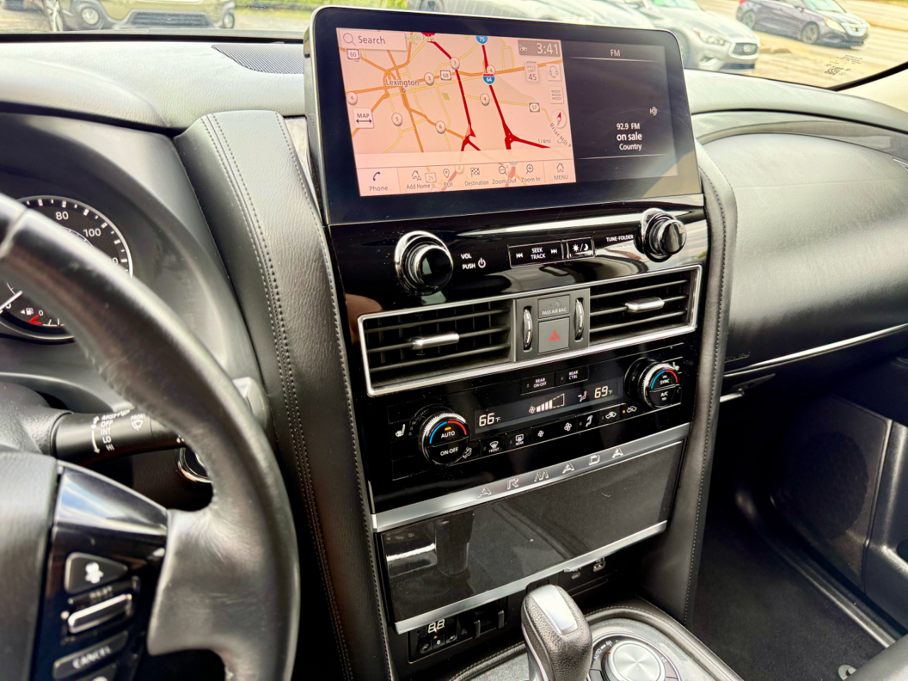 Nissan Armada SV 4WD 2023