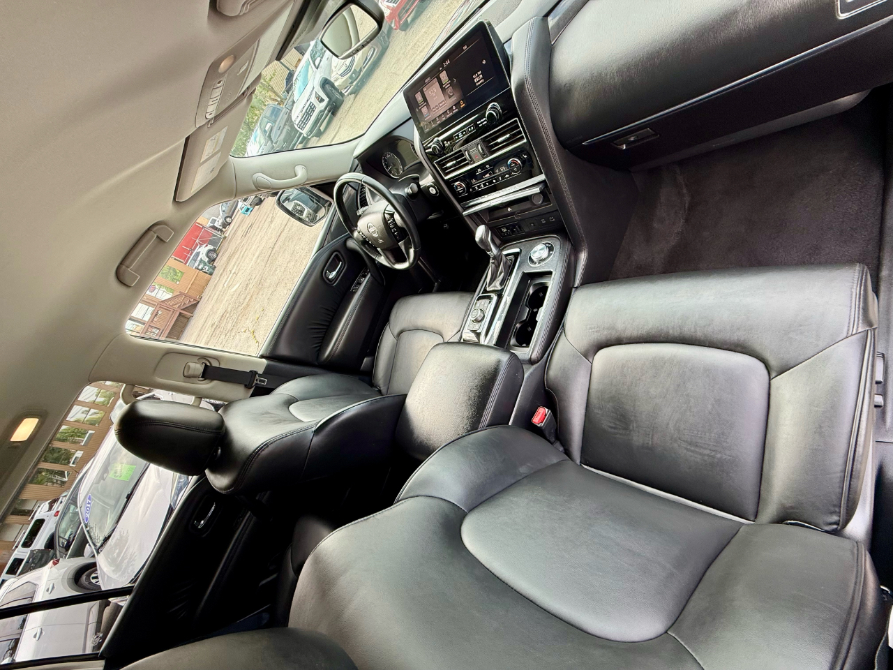 Nissan Armada SV 4WD 2023