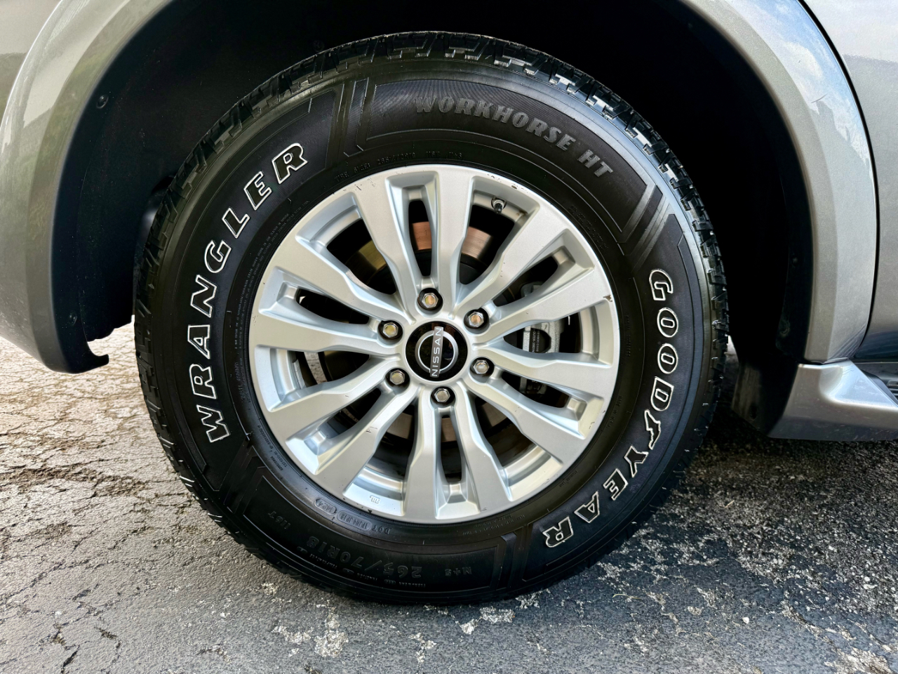 Nissan Armada SV 4WD 2023