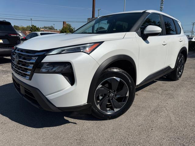 Everest White 2024 Nissan Rogue SV AWD SUV / Crossover All-Wheel Drive Automatic