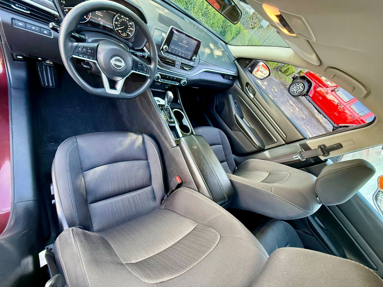 Nissan Altima 2.5 SV 2024