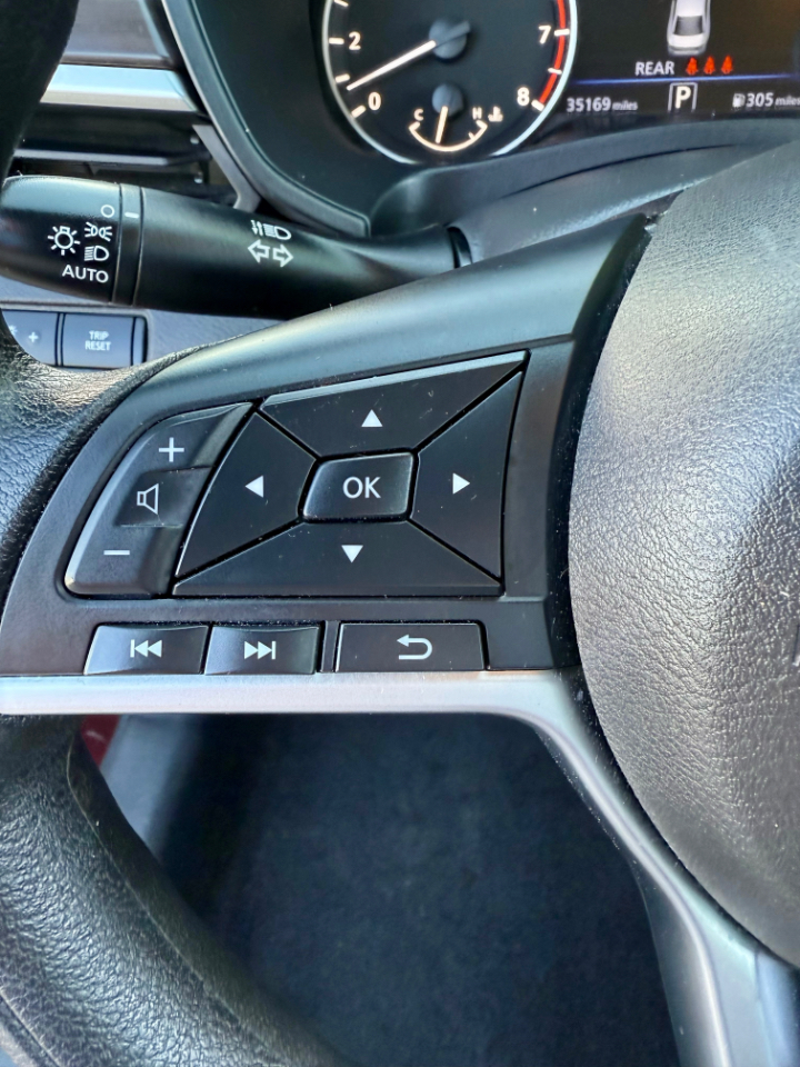 Nissan Altima 2.5 SV 2024