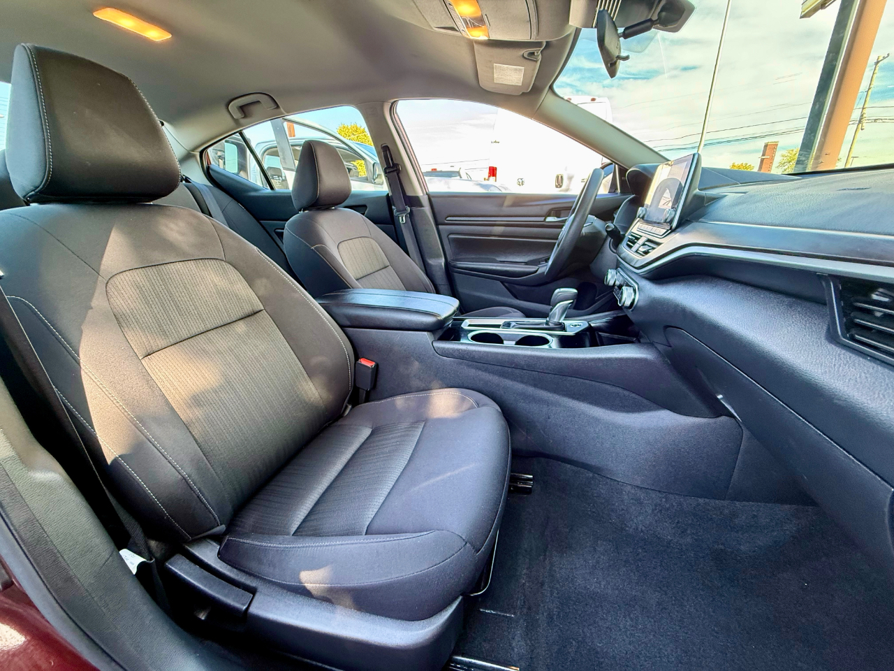 Nissan Altima 2.5 SV 2024