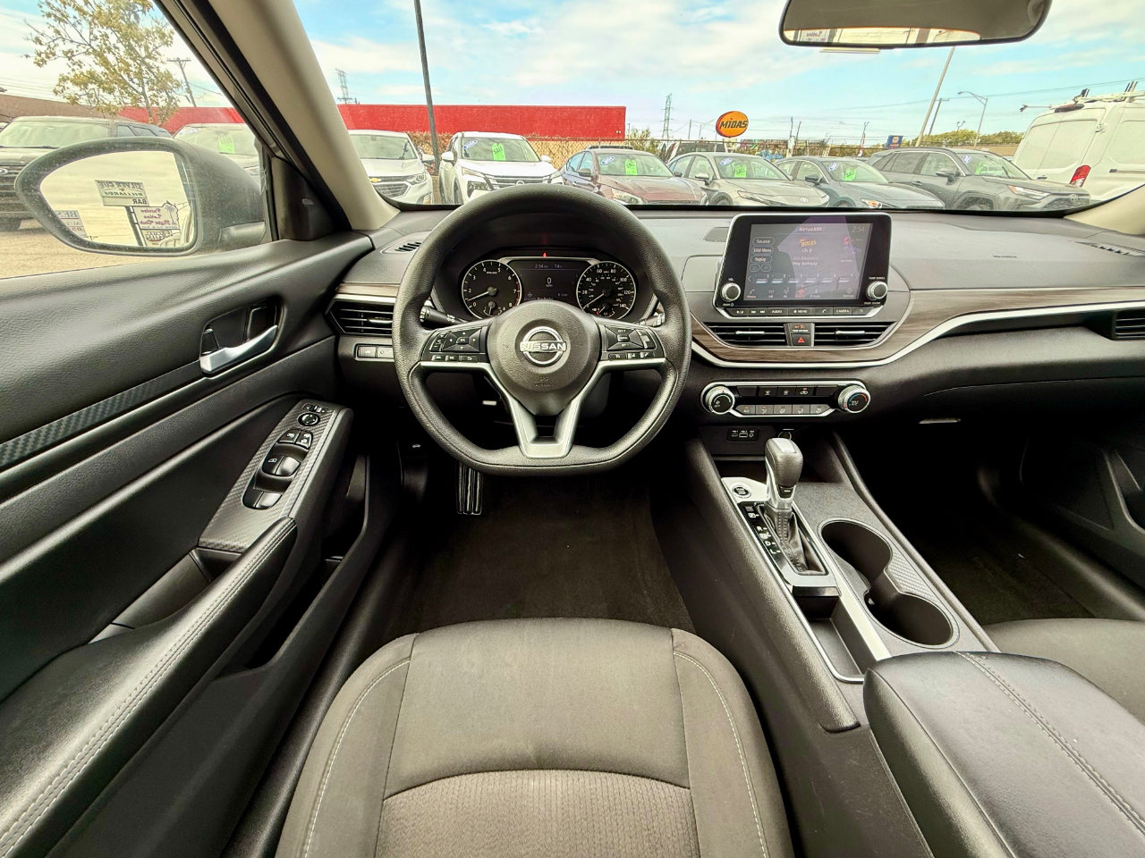 Nissan Altima 2.5 SV 2025