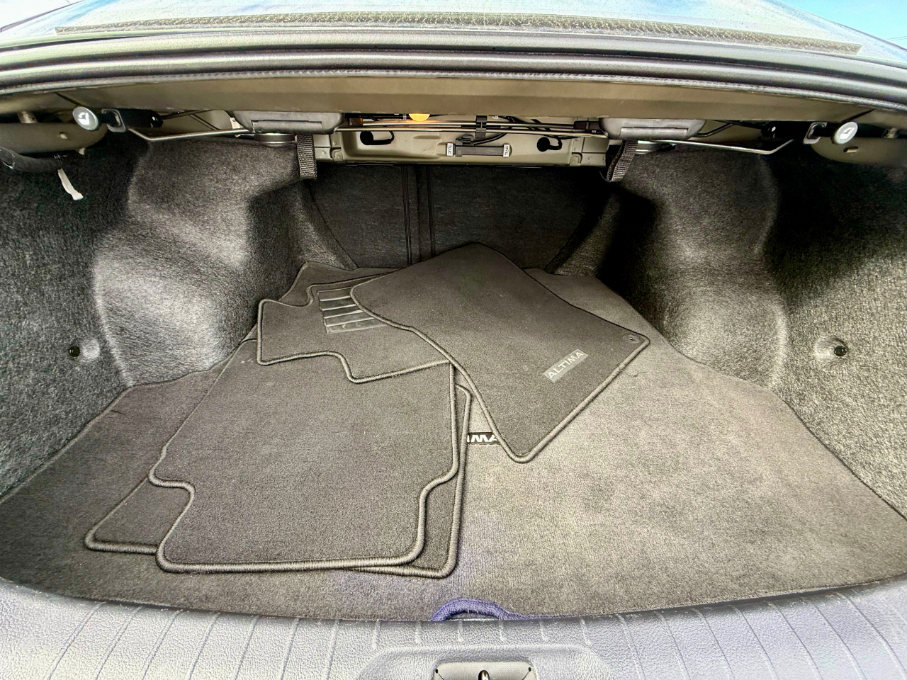 Nissan Altima 2.5 SV 2025