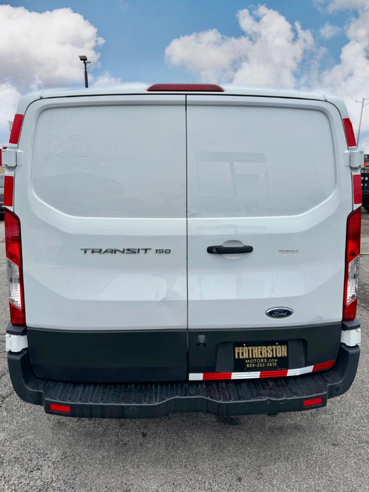 Ford Transit 150 Van Low Roof w/Sliding Pass. 130-in. WB 2020